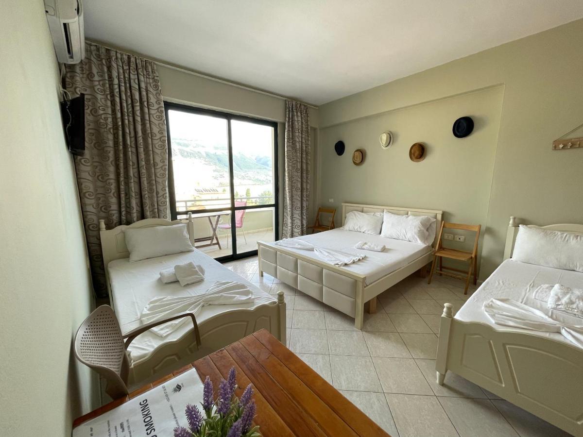 Rias Seaside Apartments Vlorë Eksteriør billede