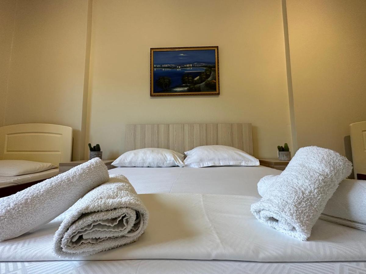 Rias Seaside Apartments Vlorë Eksteriør billede