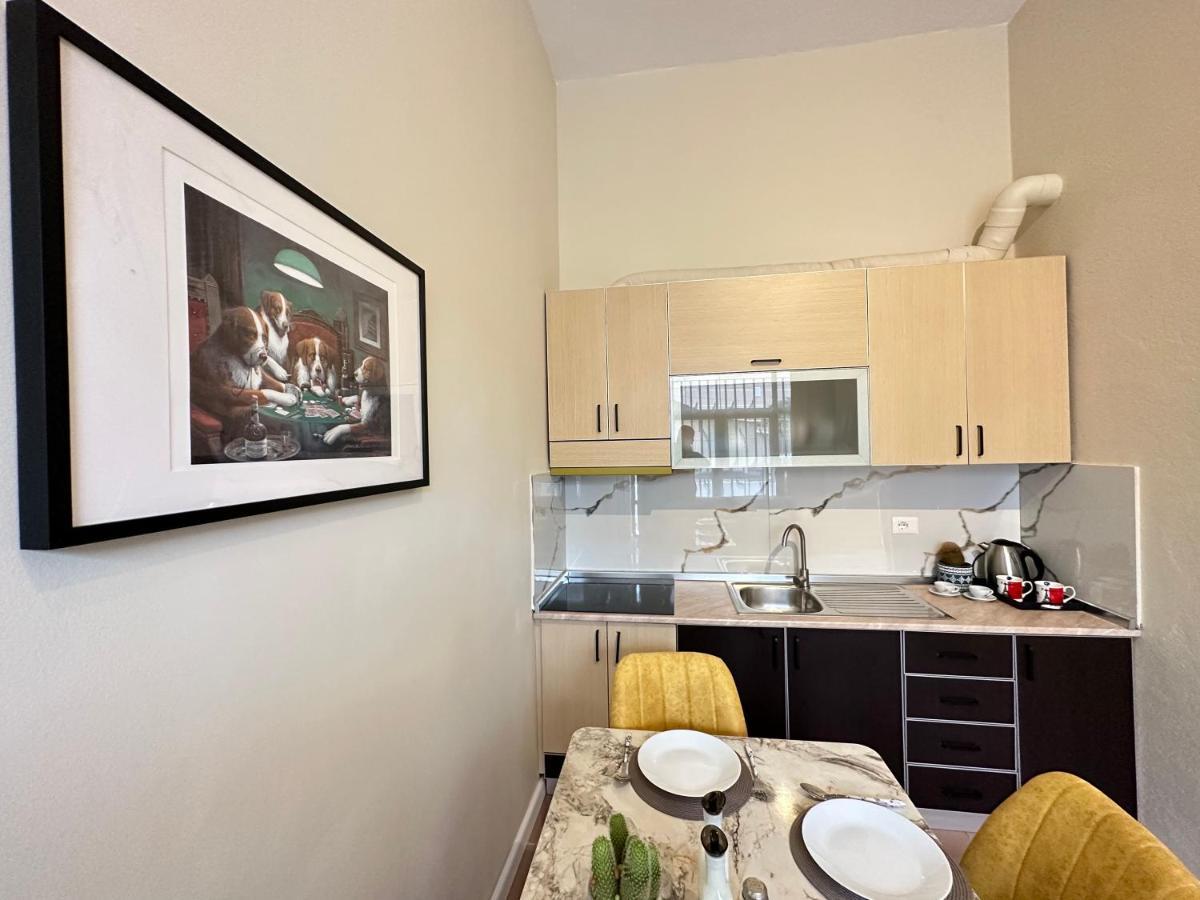 Rias Seaside Apartments Vlorë Eksteriør billede