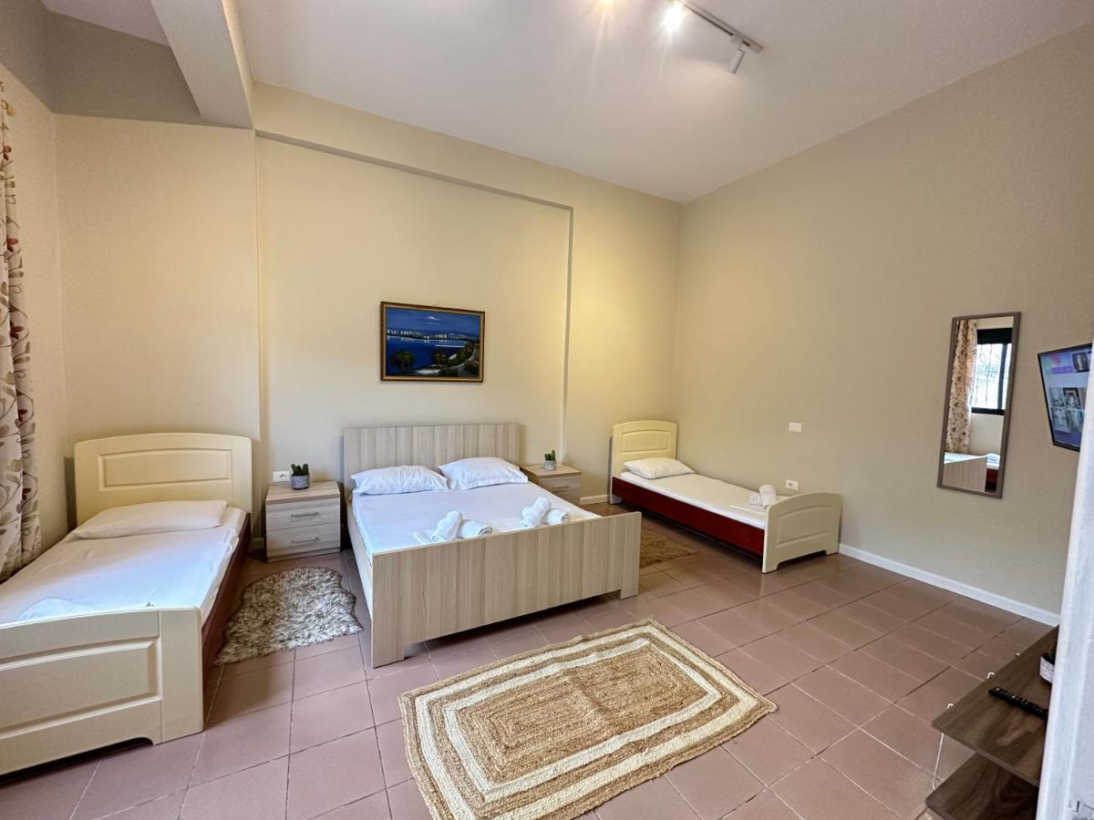 Rias Seaside Apartments Vlorë Eksteriør billede