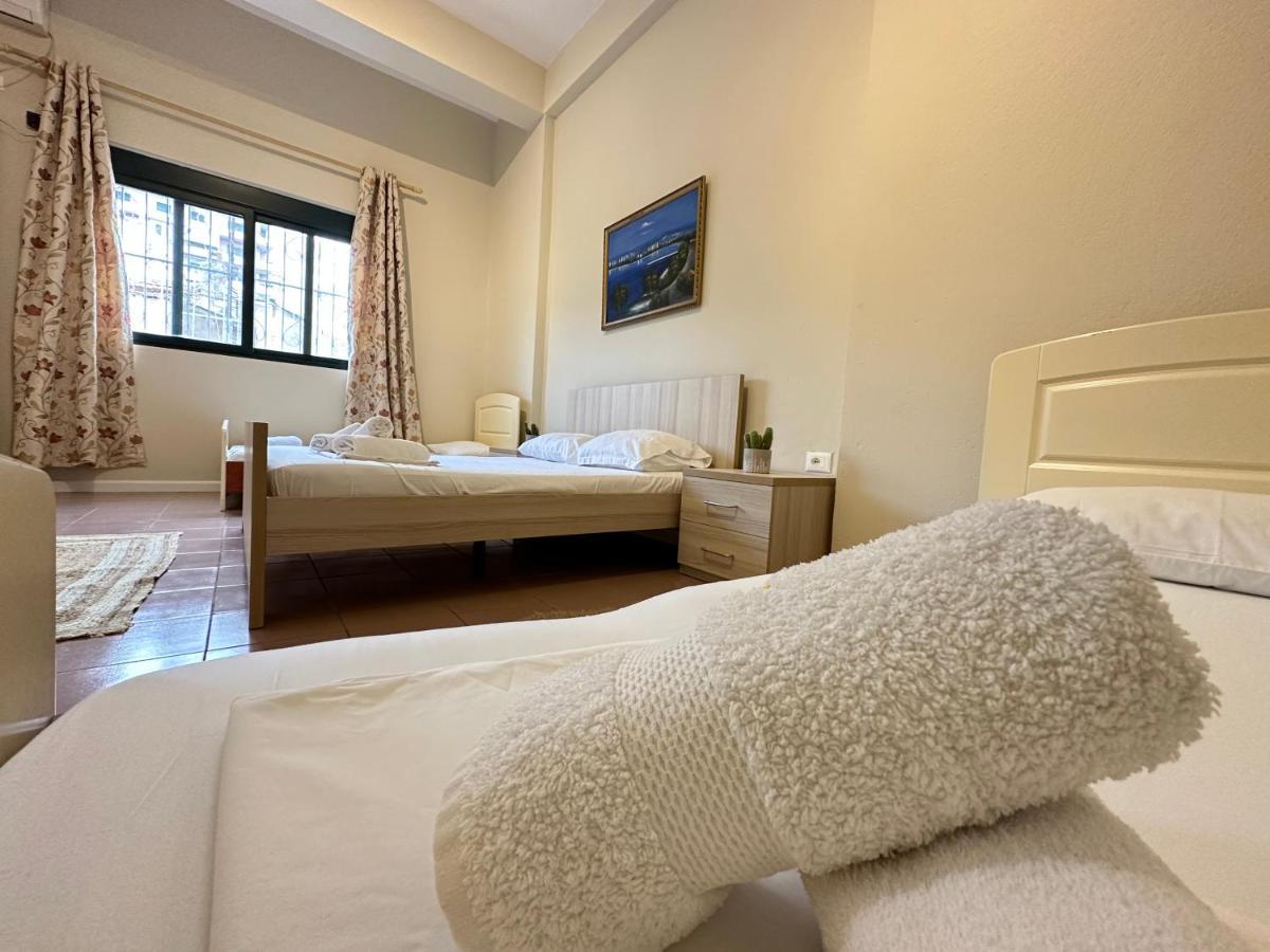 Rias Seaside Apartments Vlorë Eksteriør billede